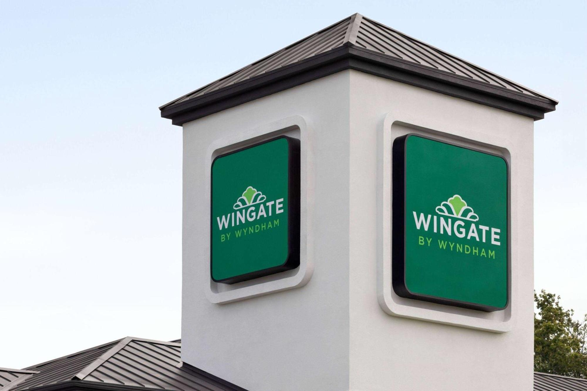 Wingate By Wyndham Salisbury Hotel Exterior photo